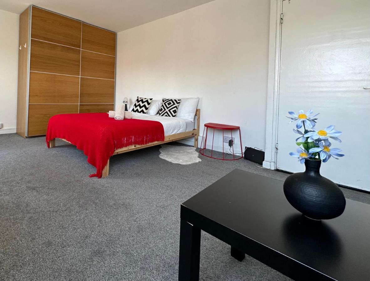 Cosy Flat Close To East Dulwich Station * Londra